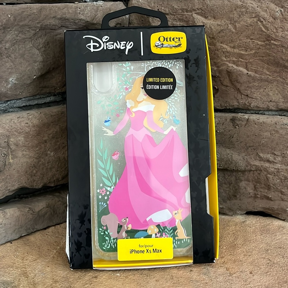 NIB Otterbox Disney Princess Aurora / Sleeping Beauty Case / iPhone‎ Xs Max